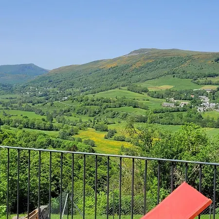 Maison Renovee Au Coeur Des Volcans D'auvergne Avec Jardin, Terrasse Et Animaux Acceptes - Fr-1-742-156 Casa de Férias *